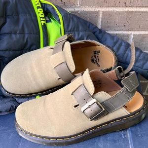Dr Martens Jorge II Sz Womens 11 (fit like a 10)